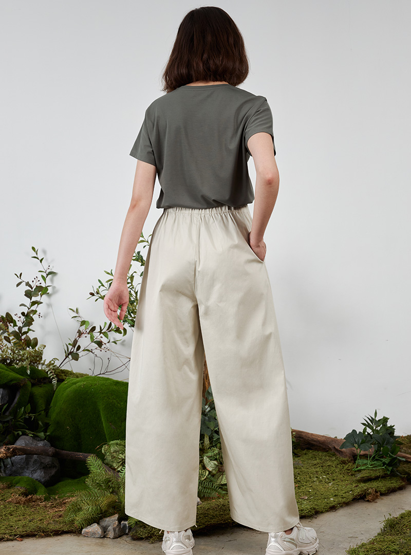 Oversized Pants w Elastic-Tie Detail - THE FORM