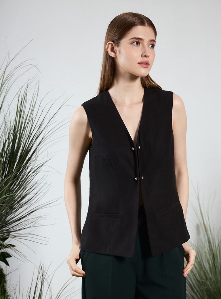 Le Vest W/Studs - Faded Black